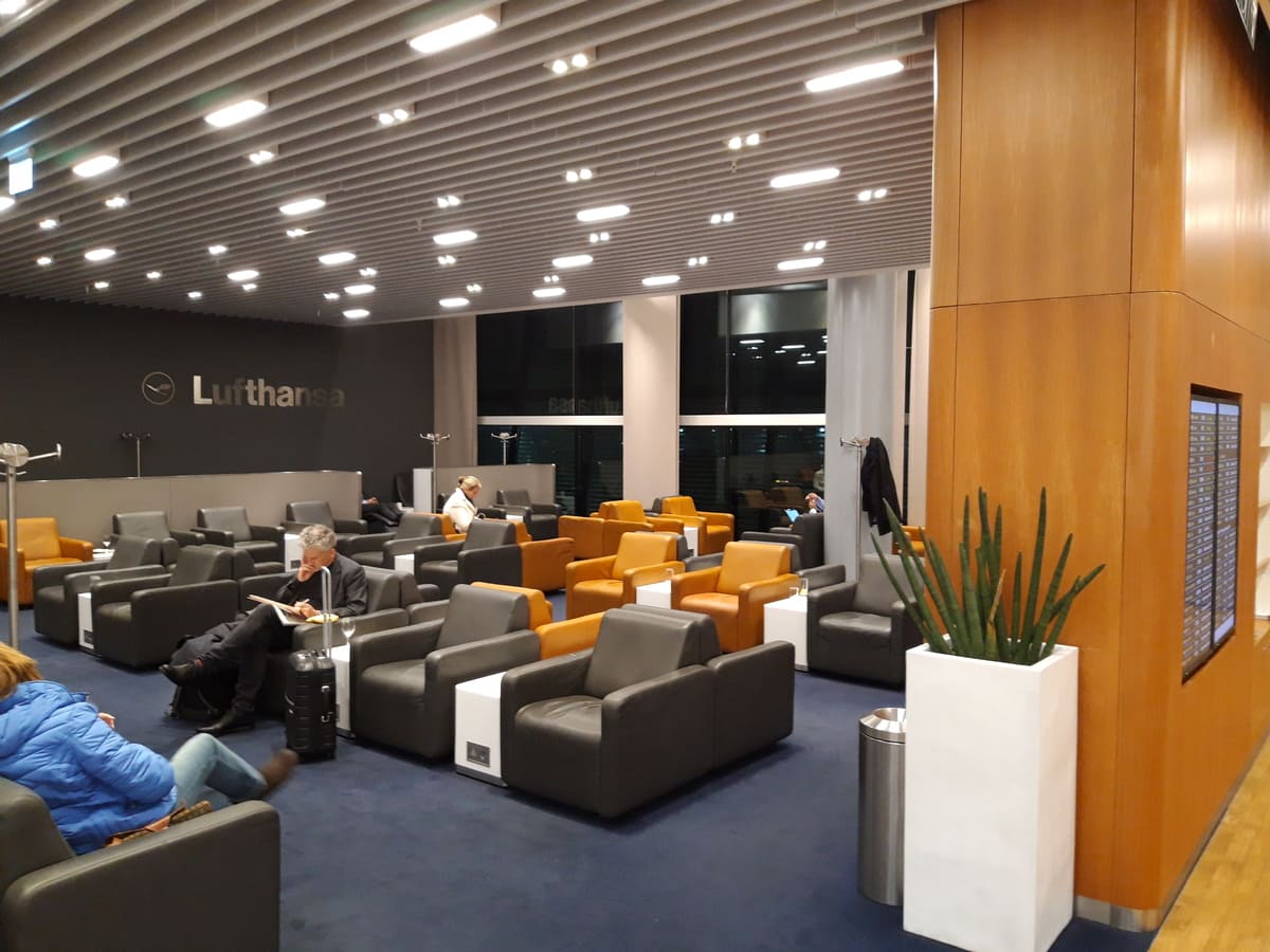 Lufthansa Business Lounge London