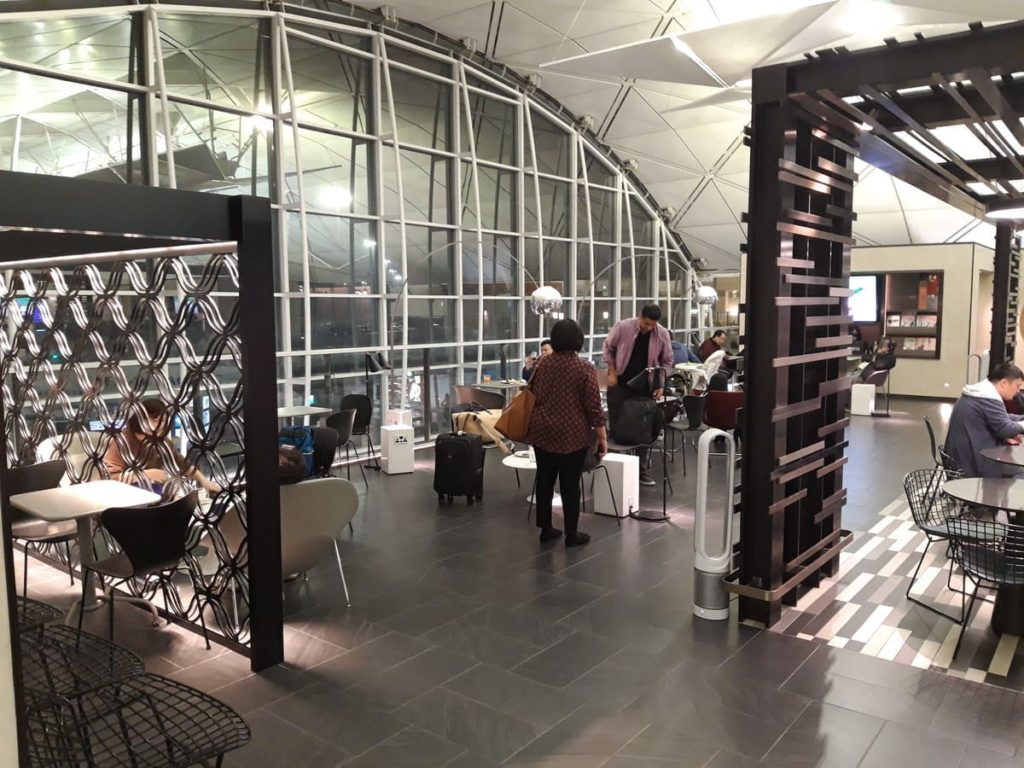 AMEX Centurion Lounge Hongkong Loungebereich
