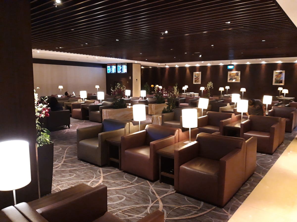 Silverkris Business Lounge Singapore Changi T2