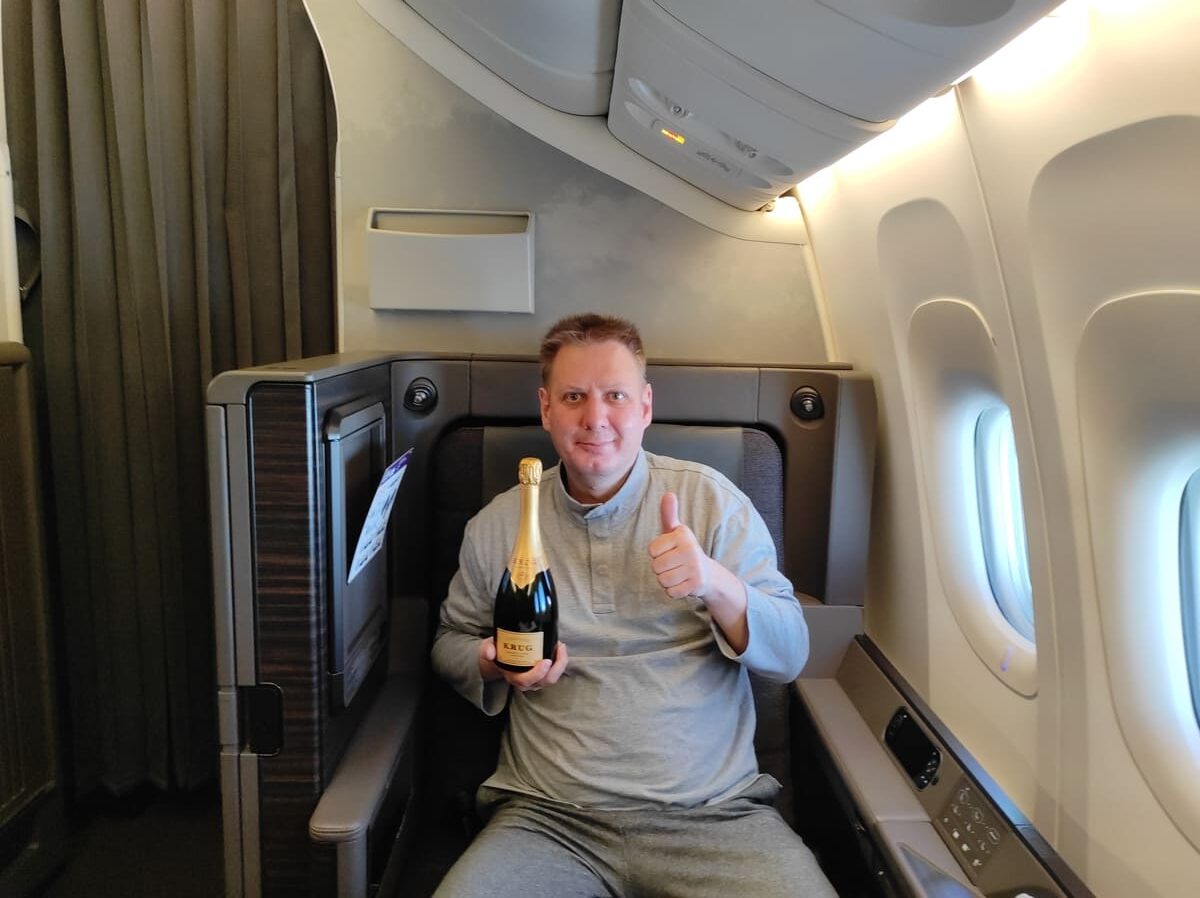 ANA First Class - Airline Champagne Krug