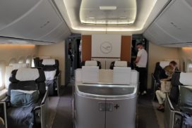 Lufthansa First Class B747