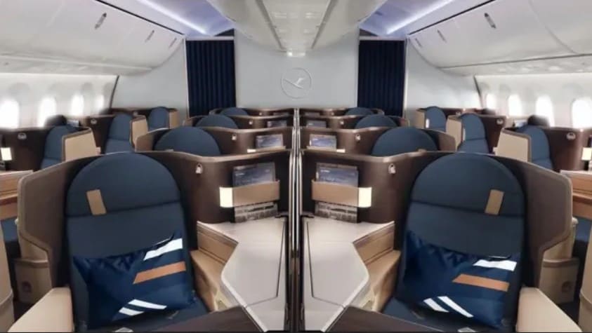 Lufthansa Business Class Dreamliner Intermediate Business Class
