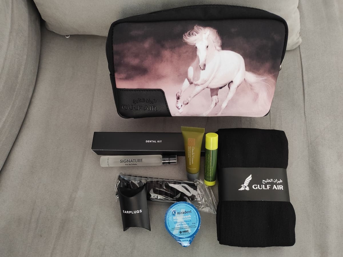 Gulf Air Amenity Kit