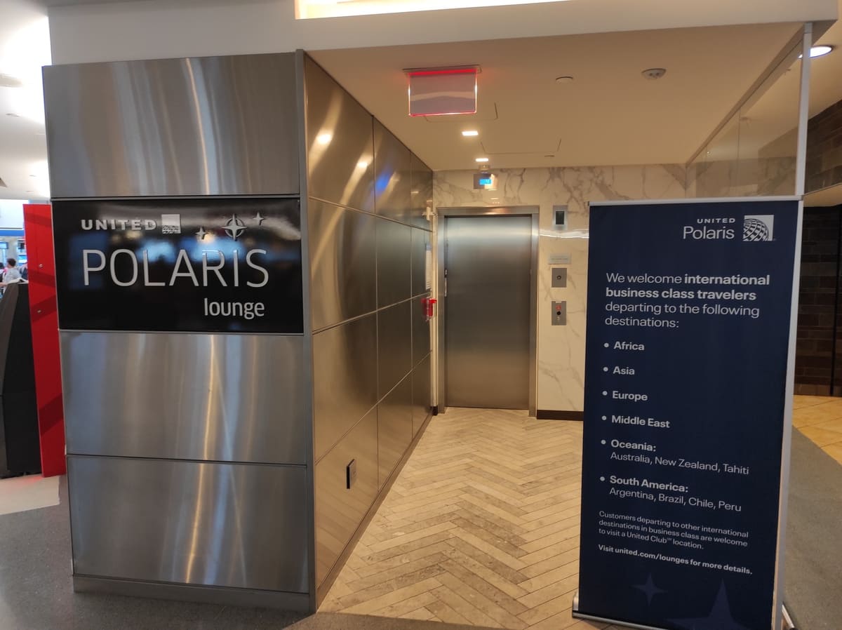 United Polaris Lounge Los Angeles Eingang